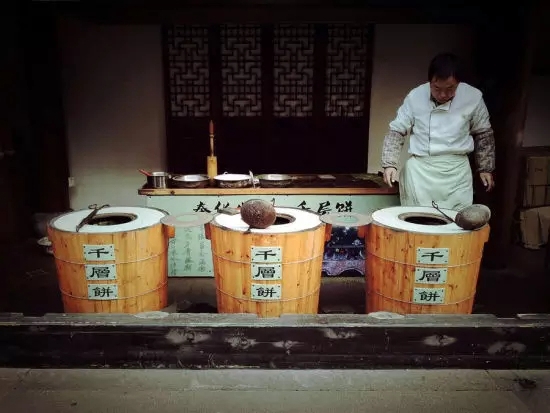 對餐飲一竅不通的他竟把餐館做出了名氣！