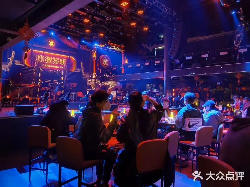 帶動商圈人流增幅50% 這家Live house靠什么？|餐飲界